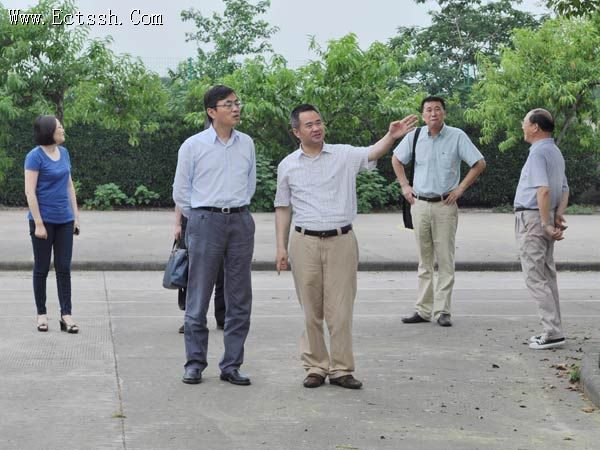 ������ѧԺ�Ӵ��Ϻ�������ί����һ��